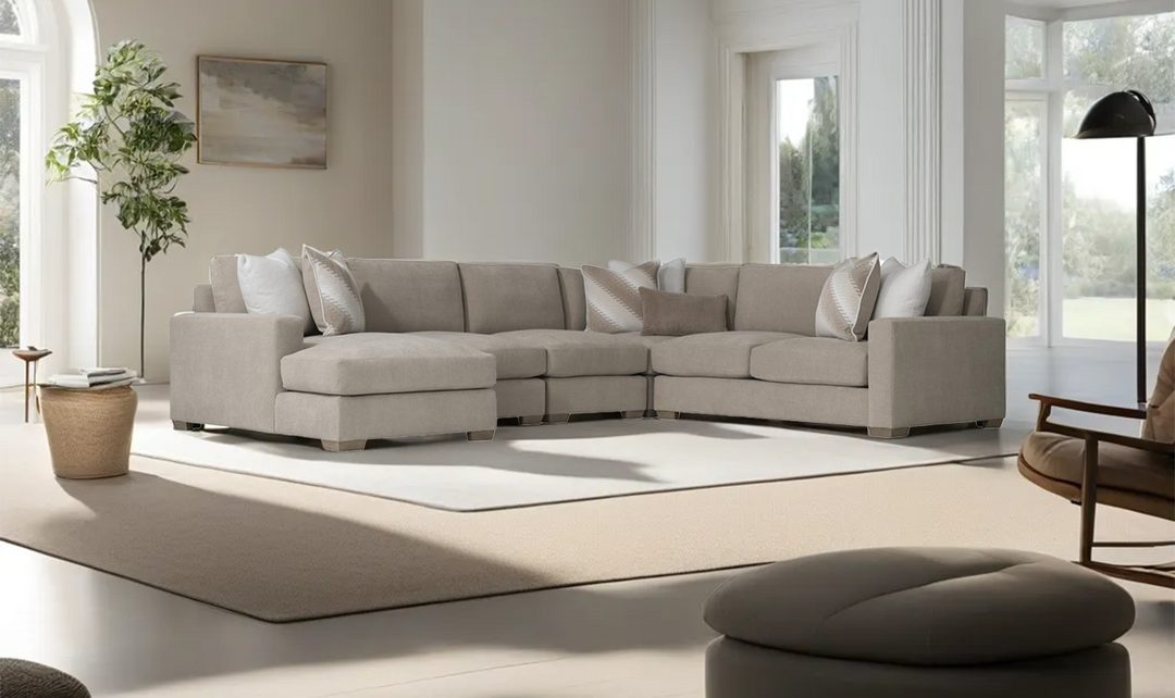 Bernhardt Dawkins 5 Pieces Sectional With Chaise