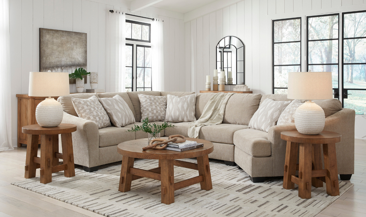 Brogan Bay 3-Piece Sectional with Cuddler in Cork