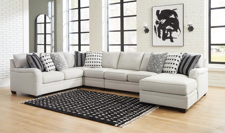 Huntsworth Sectional Sofa With Chaise In Gray