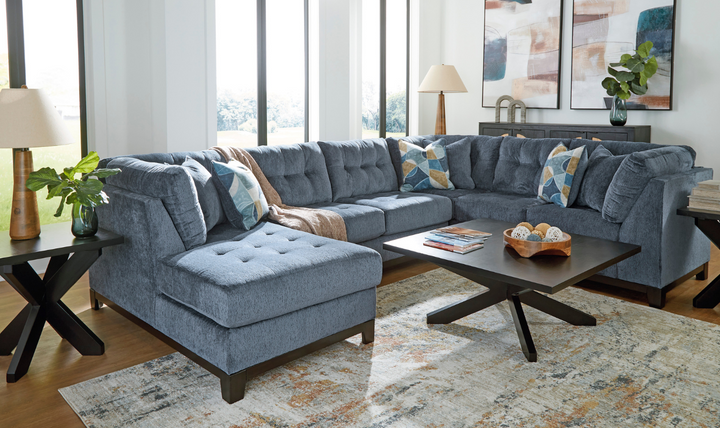 Maxon Place 3-Piece Sectional with Chaise