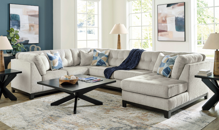 Maxon Place 3-Piece Sectional with Chaise