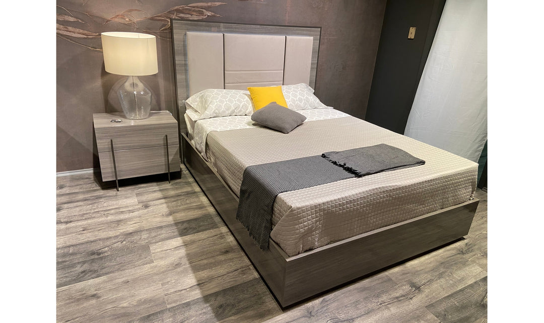 Blade Bed-Beds-Jennifer Furniture