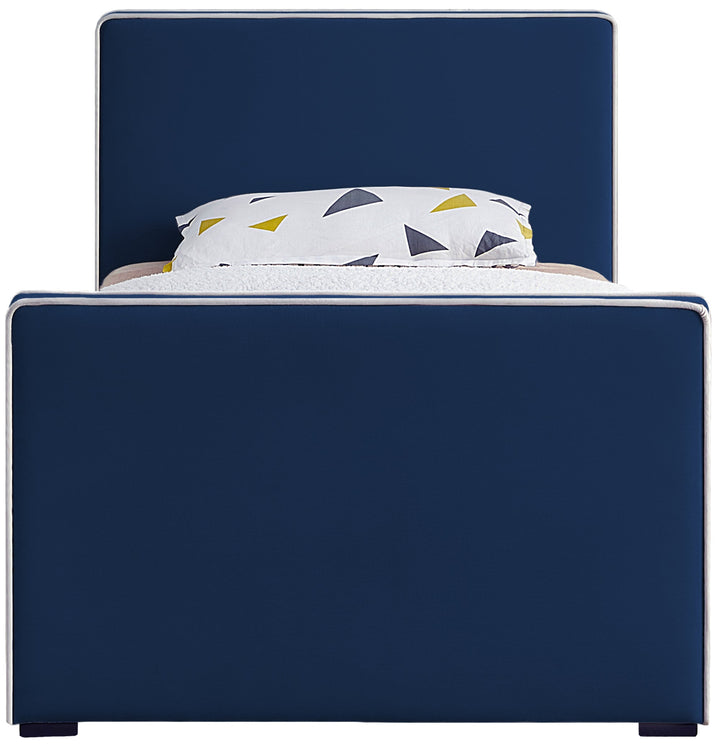 Dillard Bed-Beds-Jennifer Furniture