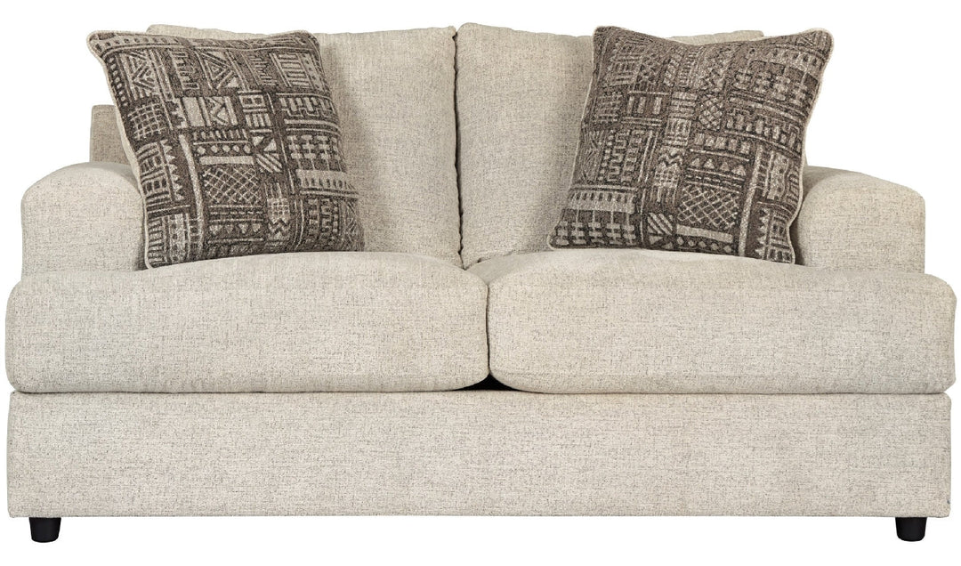 Soletren Loveseat-Loveseats-Jennifer Furniture