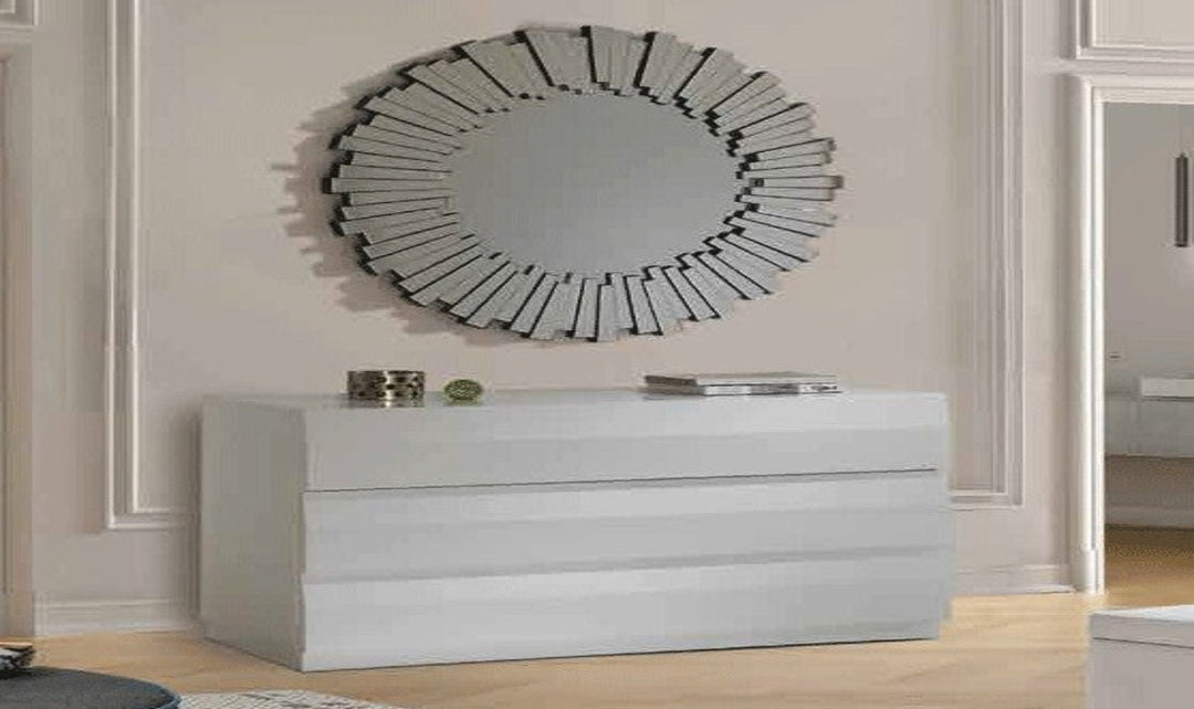 Supre Cute Dresser-Dressers-Jennifer Furniture